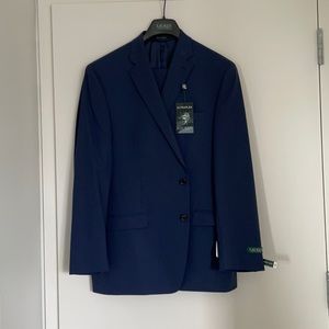 Lexington ultraflex 2 piece suit 100% natural wool